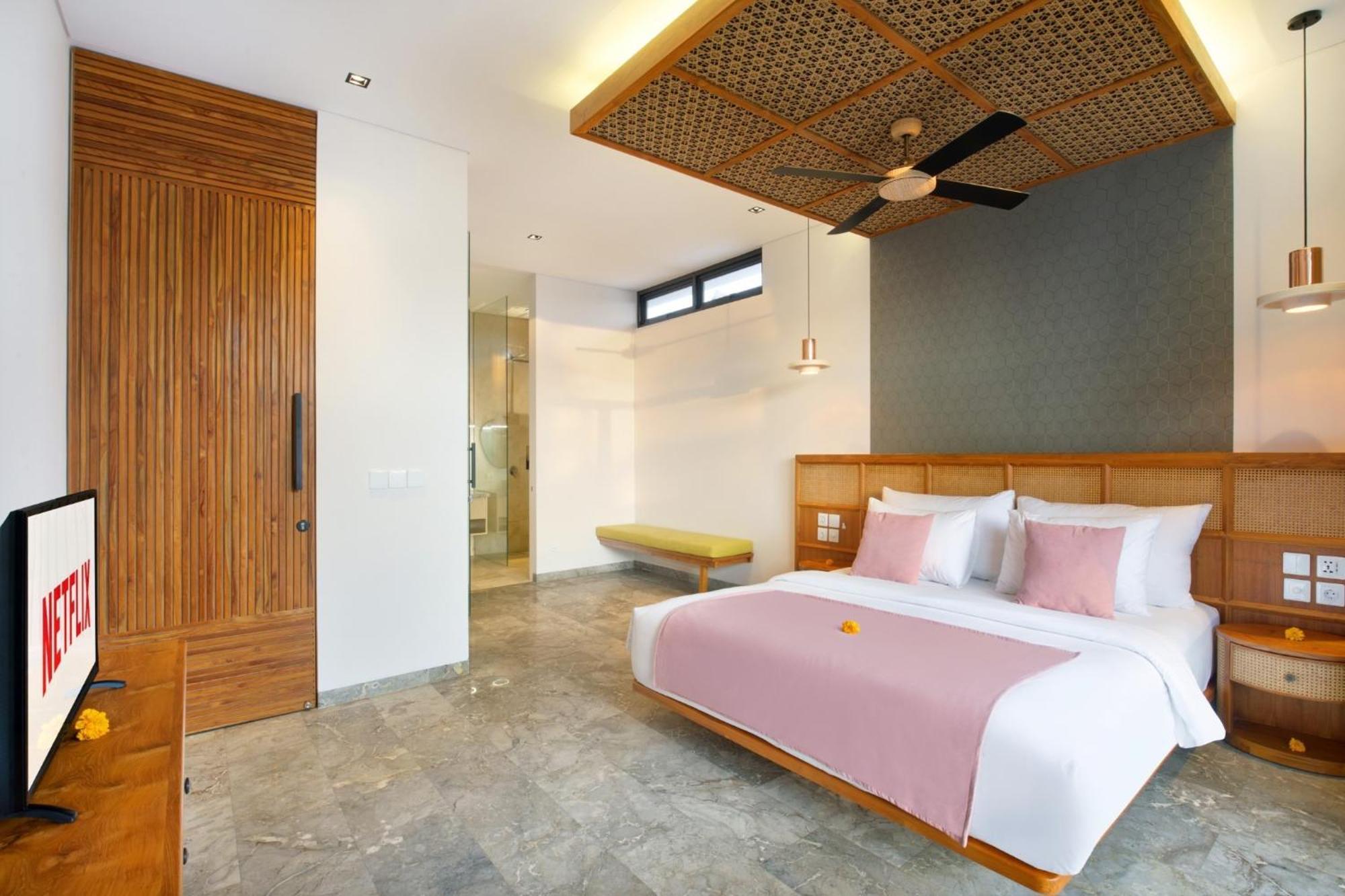 Eight Palms Villa Seminyak By Ini Vie Hospitality Exterior photo