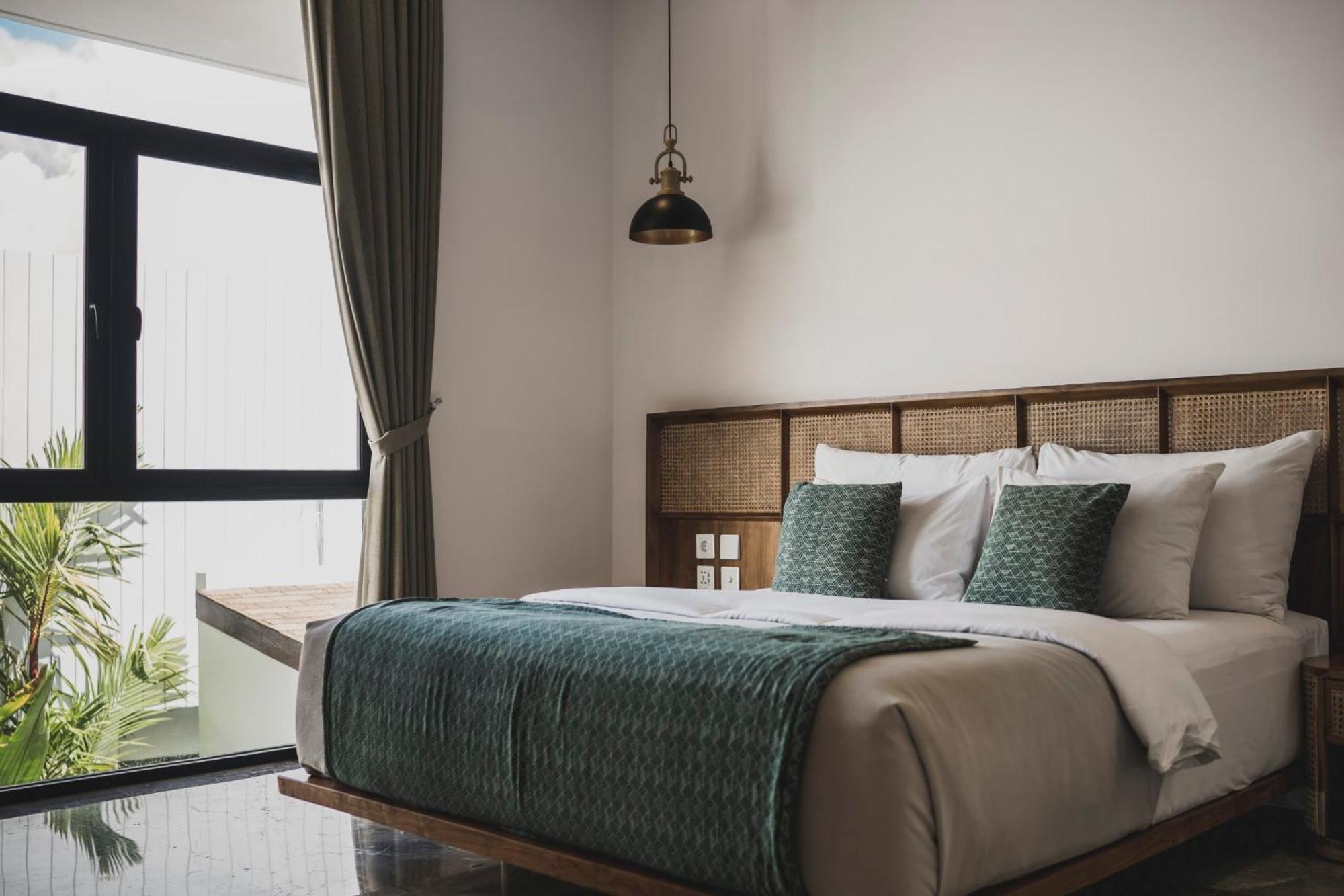 Eight Palms Villa Seminyak By Ini Vie Hospitality Exterior photo